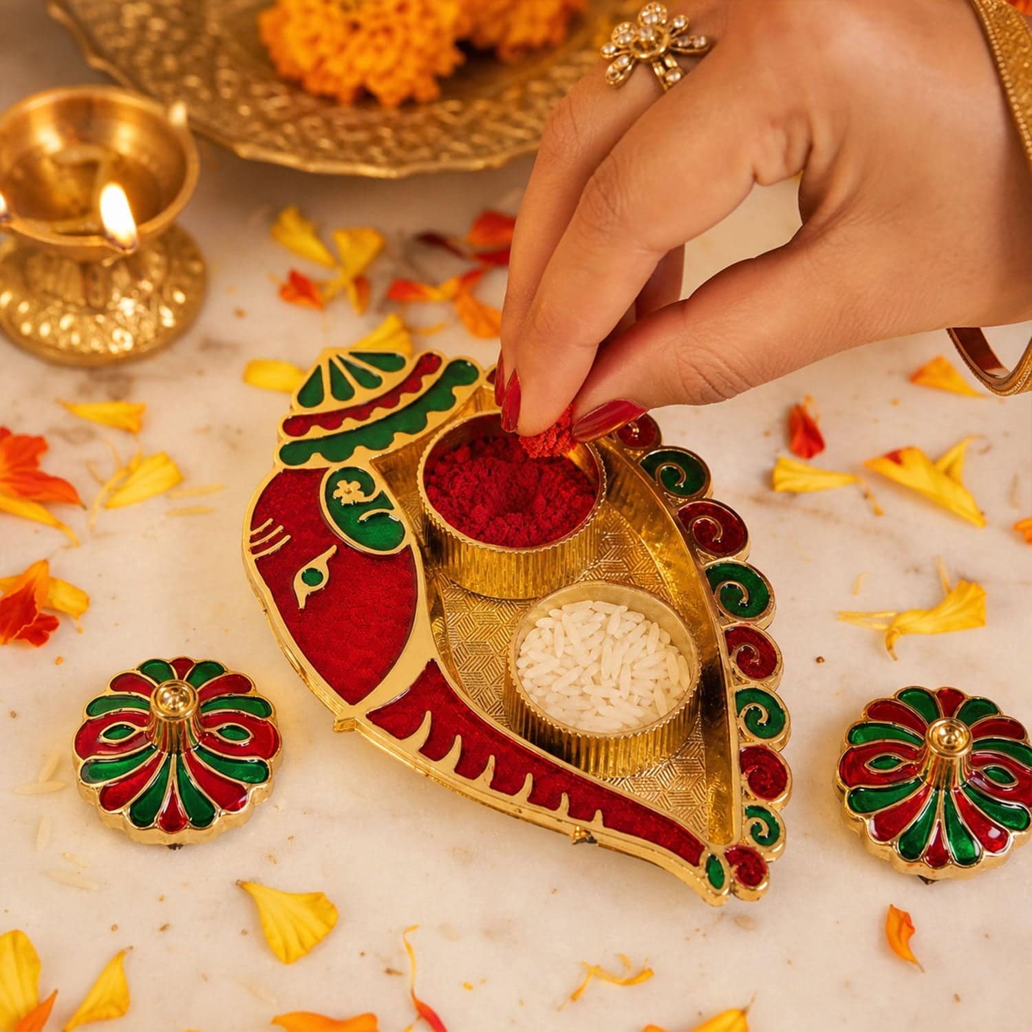 Leaf Shape Kankavati Kumkum Holder - Image 3